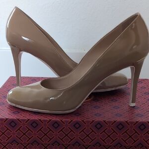 Baldinini Glossy Beige Heels